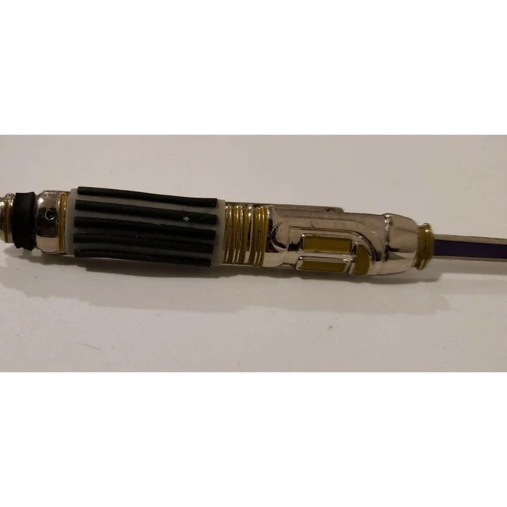 Disney Pin Star Wars Weekends 2009‎ Lightsaber Mace Windu LE 1000 VHTF 86466 WDW
